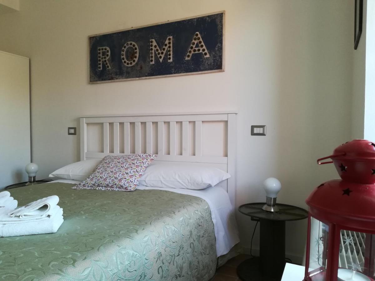 Il Casale Di Giulia Di Aprilia Bed and Breakfast Exteriör bild